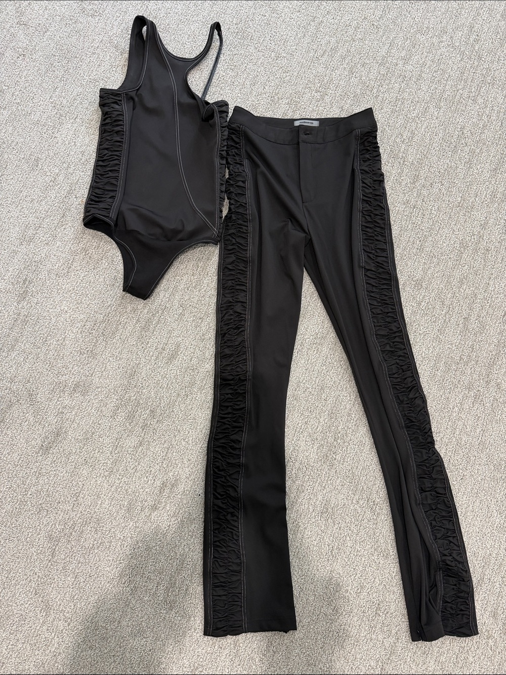 Maniere de voir ruched Side Detail Women's Pants set